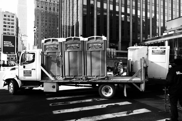 Best Luxury portable toilet rental  in Springfield, OH